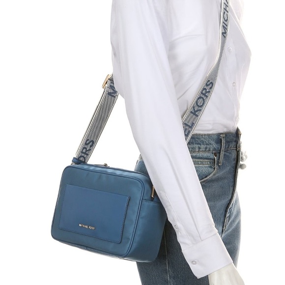 Michael Kors Handbags - NWT Michael Kors Jet Set Blue Large Nylon Gabardine Crossbody Bag w/ Logo Strap